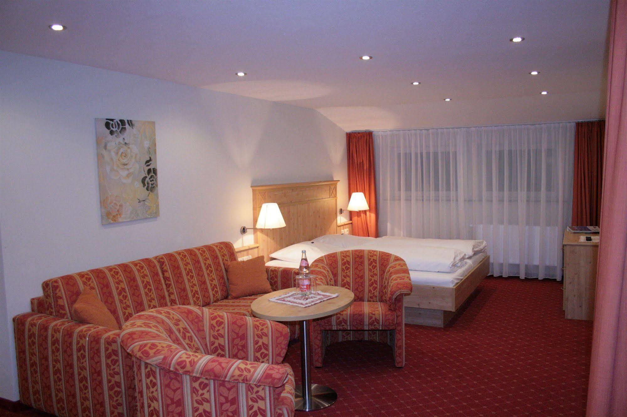 Hotel Waldeck Mit Restaurant "Florian'S" Feldberg  Ngoại thất bức ảnh